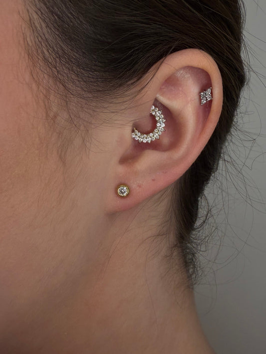 Boucles d’oreilles puces « Alba »
