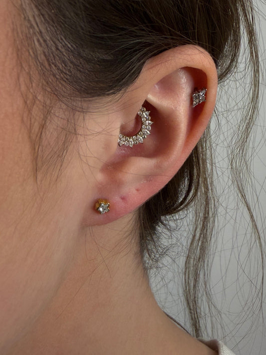 Boucle d’oreille puce « Jeanne »
