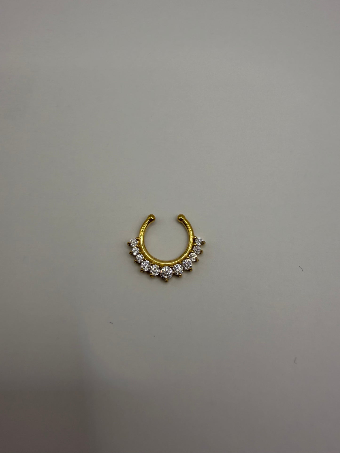 Faux piercing nez